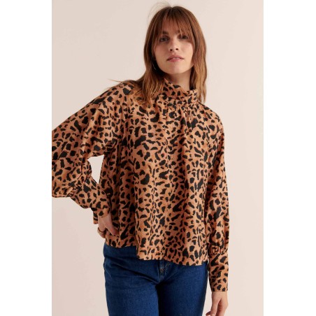 Blouse Mona guépard cappuccino suggérées chez