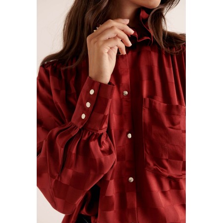 Chemise Léonor damier bordeaux une grave pollution 