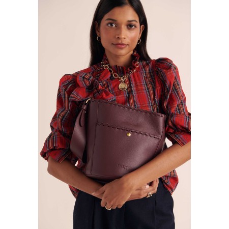 Sac Sofia tressé bordeaux intérieur bleu ciel en stock