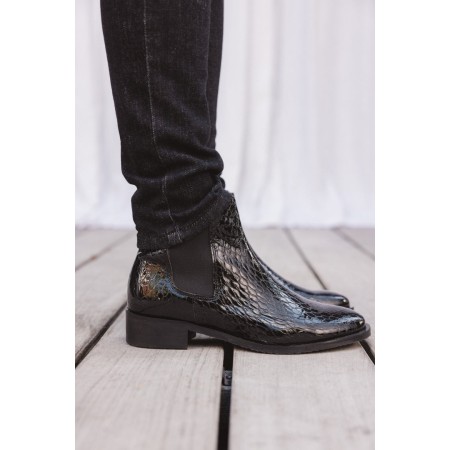 Josepha black embossed patent leather ankle boots est présent 