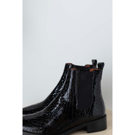 Josepha black embossed patent leather ankle boots est présent 