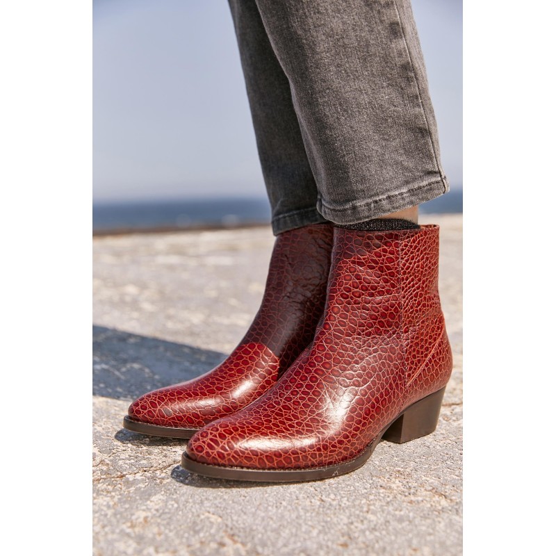 Red embossed Flavien ankle boots JUSQU'A -70%! 