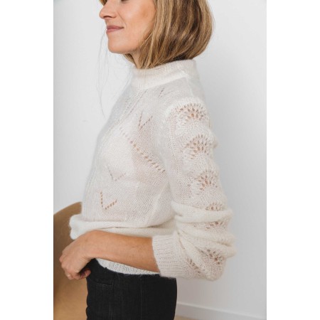 Colombe ecru mohair and alpaca sweater chez Cornerstreet bien 