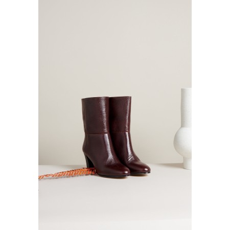 Engraved brown Nivia ankle boots Livraison rapide