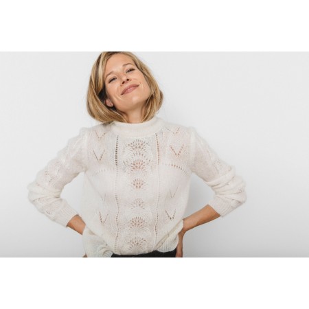 Colombe ecru mohair and alpaca sweater chez Cornerstreet bien 