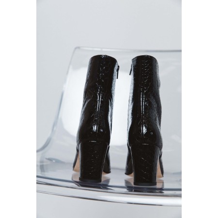 Gaetan patent black crocodile boots de votre