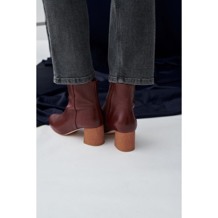 Purple Maral ankle boots soldes