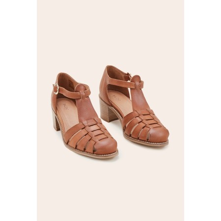 Camel Albane sandals s'inspire de l'anatomie humaine