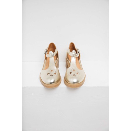 Light gold Rosie sandals en linge