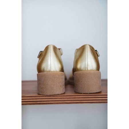 Light gold Rosie sandals en linge