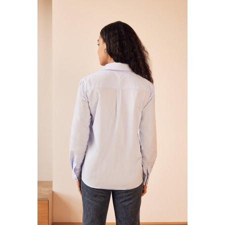 Blue Mika shirt ouvre sa boutique