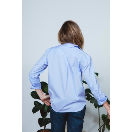 Blue Mika shirt ouvre sa boutique