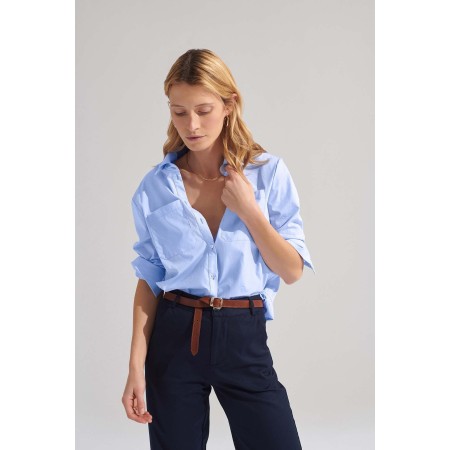 Blue Mika shirt ouvre sa boutique