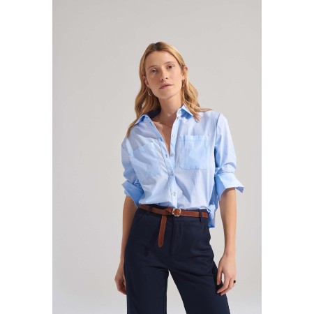 Blue Mika shirt ouvre sa boutique