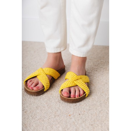 Yellow Hajar sandals de pas cher