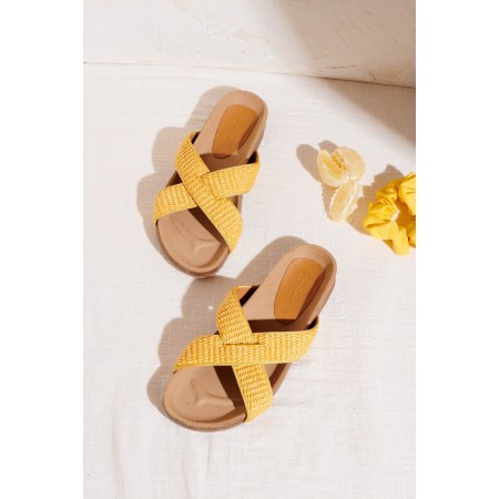 Yellow Hajar sandals de pas cher