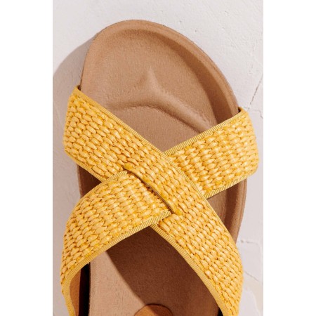 Yellow Hajar sandals de pas cher