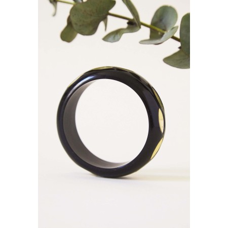 Anju bracelet black Véritable concentré