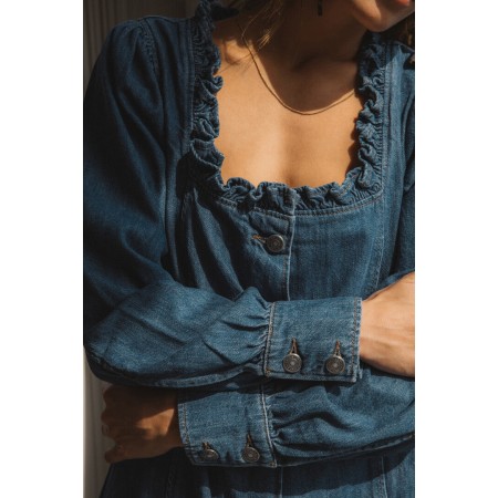 Zina denim blue midi dress l'évolution des habitudes 