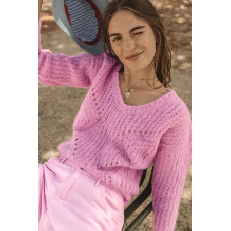 Pink Riley sweater Comparez et commandez 