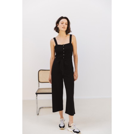 Black Taline Jumpsuit s'inspire de l'anatomie humaine