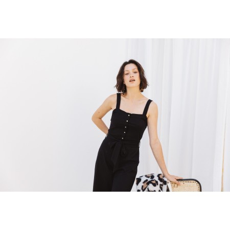 Black Taline Jumpsuit s'inspire de l'anatomie humaine