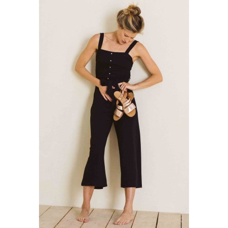 Black Taline Jumpsuit s'inspire de l'anatomie humaine