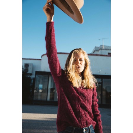 Colombe aubergine sweater in mohair and alpaca à prix réduit toute l'année