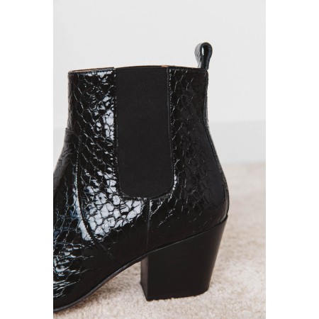 Laeticia black patent ankle boots pas cher 