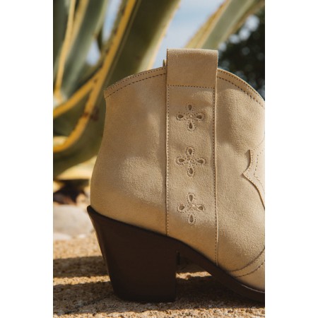 Cowboy boot Phenomenon sand une grave pollution 