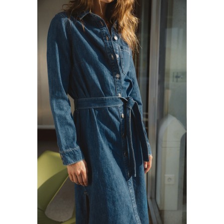 Brigitte denim blue midi dress chez Cornerstreet bien 