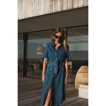 Brigitte denim blue midi dress chez Cornerstreet bien 