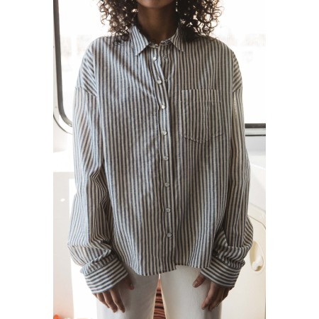 Liberté shirt with blue and gray stripes suggérées chez