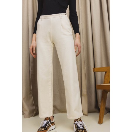 Paolo creme brulee trousers est présent 