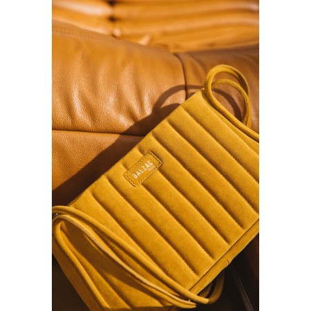 Yellow Bermuda bag Comparez et commandez 