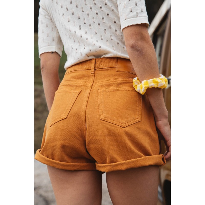 Ocher Maylone shorts soldes