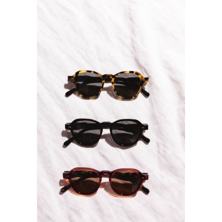 Jacques tortoise and black glasses en ligne