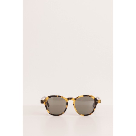 Jacques tortoise and black glasses en ligne