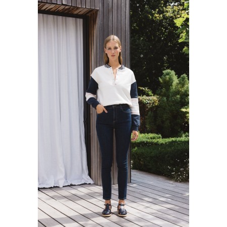 Midnight blue Ted jeans ouvre sa boutique