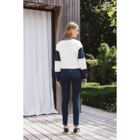 Midnight blue Ted jeans ouvre sa boutique