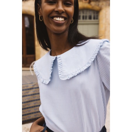 Blue and white striped Cezembre blouse chez Cornerstreet bien 