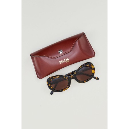 Black tortoise charlotte sunglasses Pour