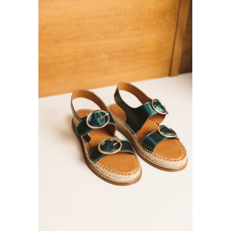 metallic green gallery espadrilles s'inspire de l'anatomie humaine