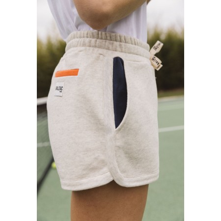 Natural and Navy Sensation Shorts l'évolution des habitudes 