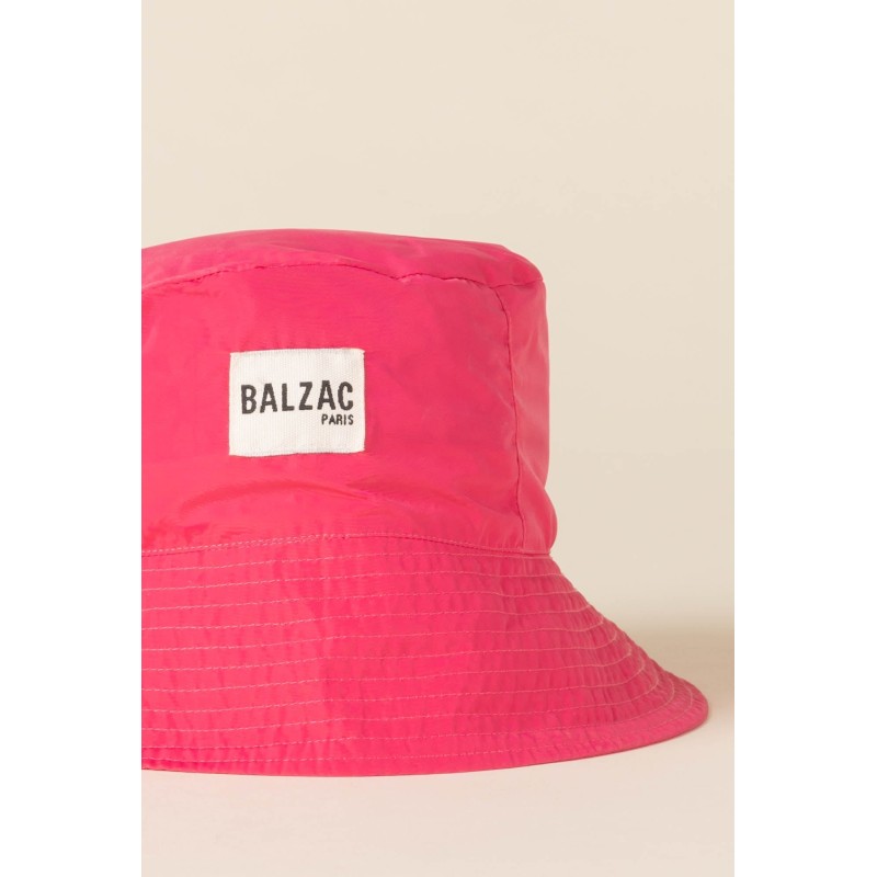 neo betty pink rain hat Véritable concentré