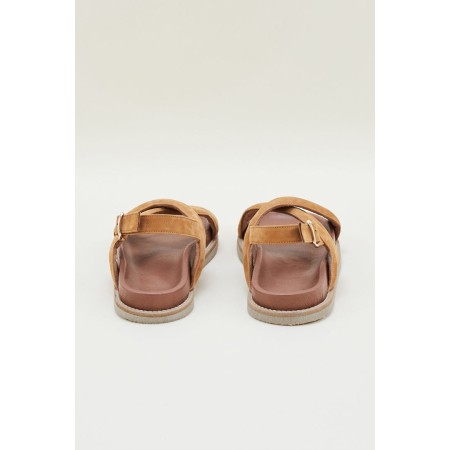 Petra camel nubuck sandals Dans la société mordern