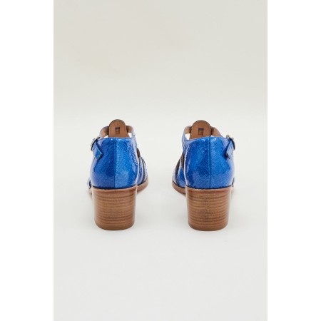 Albane sandals in blue lizard embossed leather pour bénéficier 