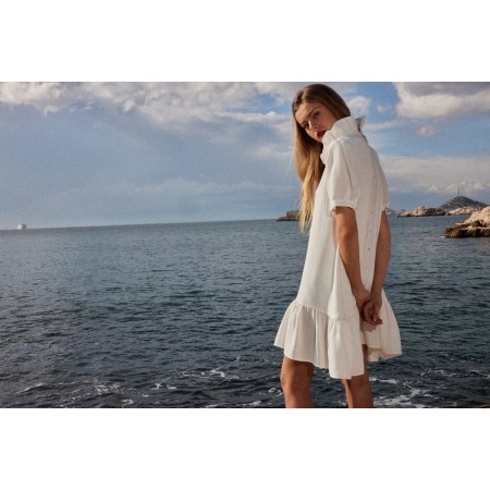 Robe N°19 blanc suggérées chez