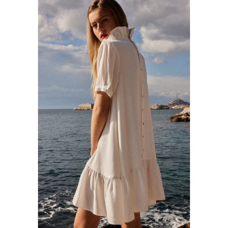 Robe N°19 blanc suggérées chez