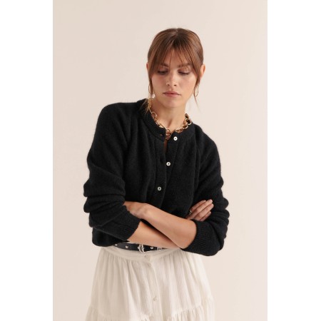 Cardigan Come noir ouvre sa boutique